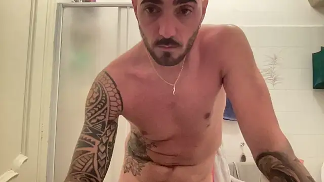 alessandromori91 online show from June 21, 7:30 pm