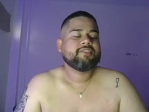GABRIELGARCIA1313 online show from August 2, 5:22 pm