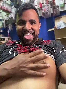 Sheik z o online show from July 29, 1:43 pm