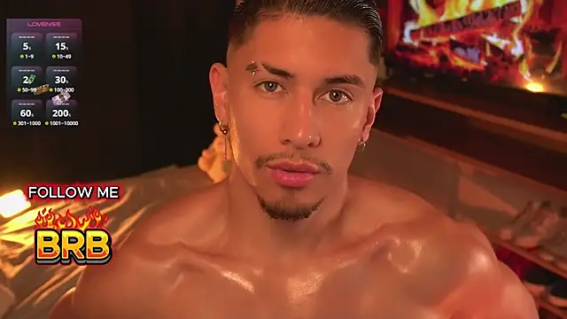 Aaronfox x online show from August 3, 11:00 pm