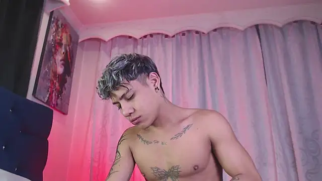 Sexys Boys Hot1 online show from May 8, 1:50 am