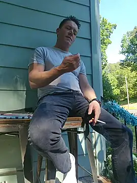 Bigtater1999 online show from May 10, 8:32 pm