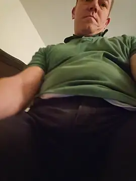 Bigtater1999 online show from May 14, 10:41 pm