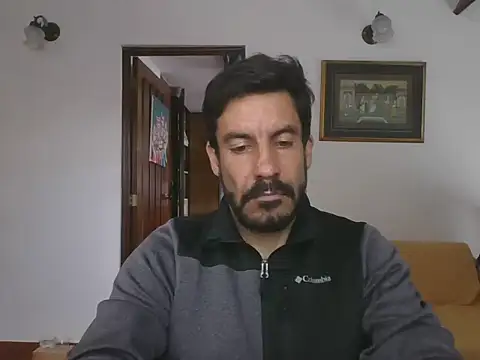elkike1980 online show from June 9, 2:19 pm