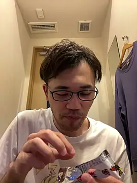 ryusei18570 online show from May 10, 3:35 pm