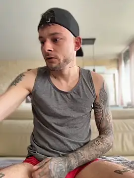 hottwoboys online show from May 16, 10:36 am