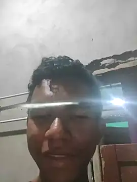 Reynold2608 online show from July 31, 1:27 am
