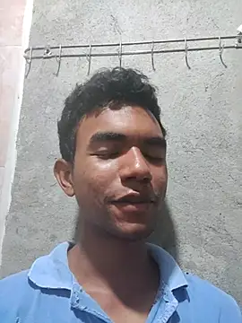 Reynold2608 online show from August 2, 12:03 pm