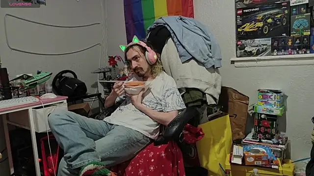 tallnerdyguy online show from May 14, 3:59 am