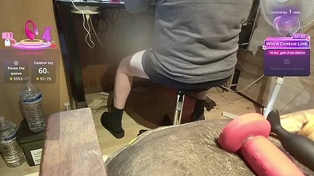 misteryman1956 online show from July 28, 2:13 pm