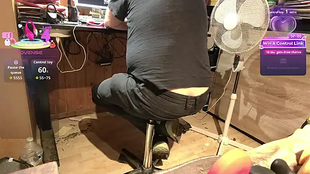 misteryman1956 online show from July 31, 5:29 am