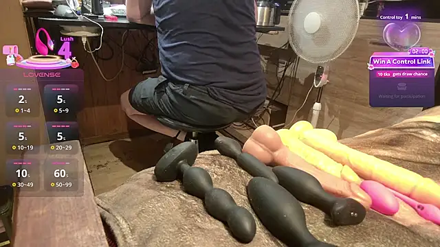 misteryman1956 online show from June 28, 12:33 pm