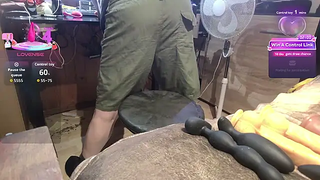 misteryman1956 online show from July 22, 12:52 pm