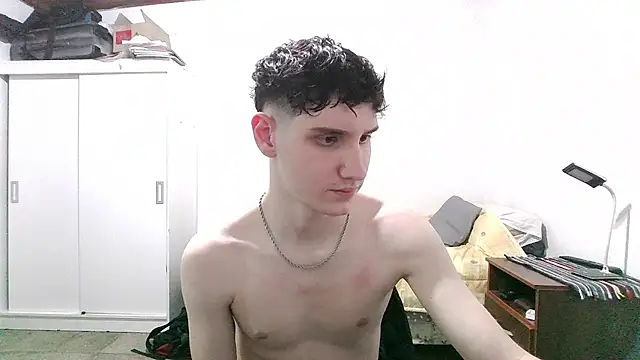 Spicylemon01 online show from May 29, 2:43 am