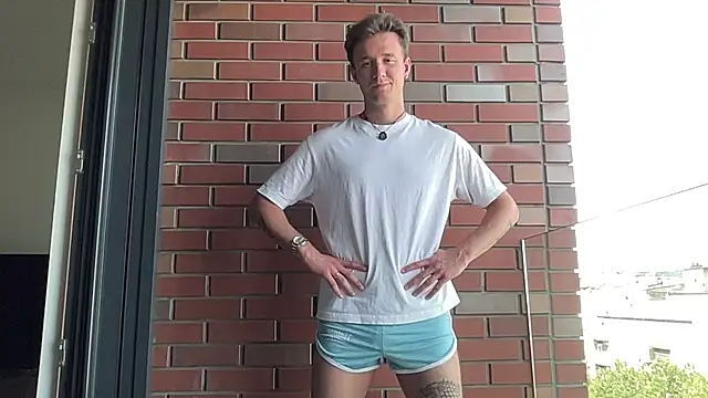 cute mark online show from August 3, 1:28 pm