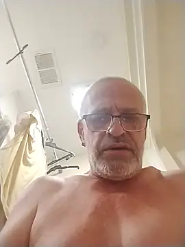 geilerschwanz64 online show from July 14, 12:23 am