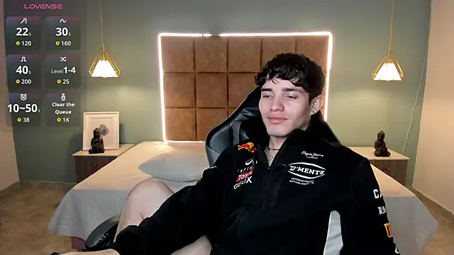 AlejooTwink online show from May 10, 7:53 am