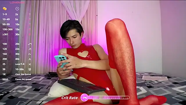 Yellowpokemon23 online show from May 3, 1:52 am