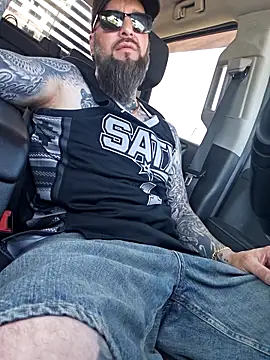 Beardedtattood online show from May 19, 3:07 pm