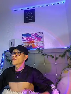 jacks hotter online show from July 20, 11:39 pm