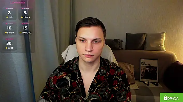 handsome guy01 online show from June 25, 5:17 pm