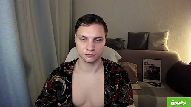 handsome guy01 online show from June 24, 10:45 pm