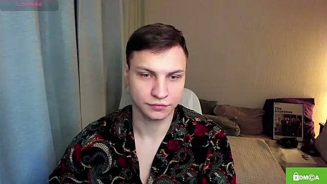 handsome guy01 online show from May 16, 8:07 pm