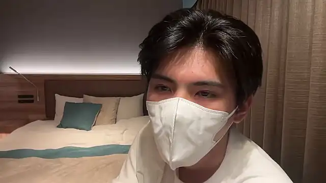 Lio kun online show from May 6, 12:28 pm