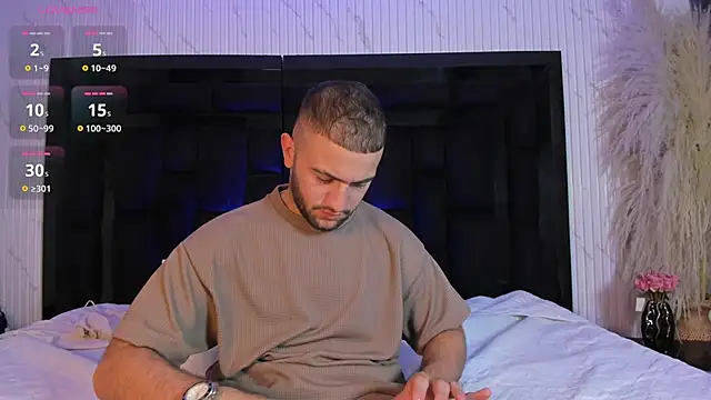 MaximusDick1  online show from May 7, 12:49 pm