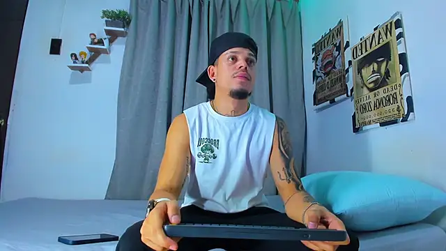 Friendsofeverything  online show from July 17, 12:29 am
