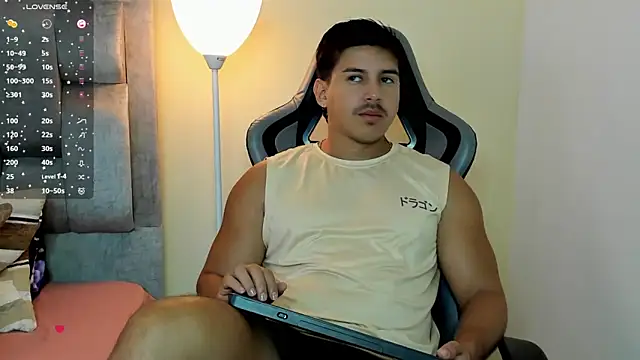 victor vixen online show from May 15, 1:19 pm