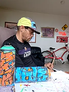 mileflav0r online show from May 13, 8:33 am