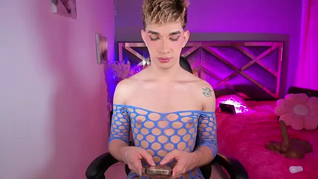 Cherry zayden  online show from July 21, 9:50 pm