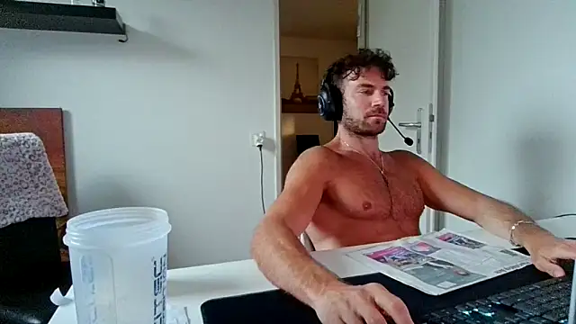 alpha-hunk online show from May 10, 5:58 pm