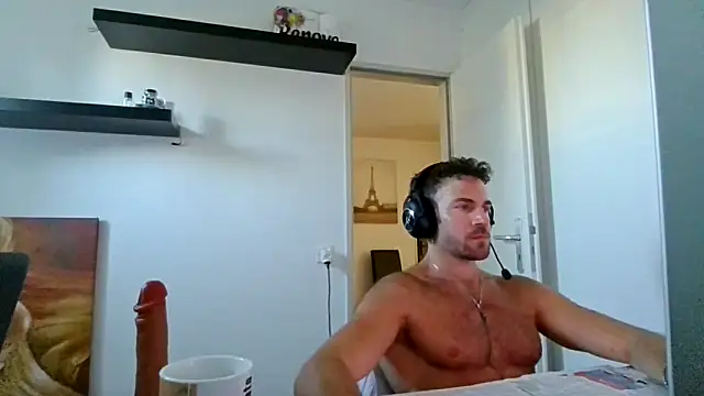 alpha-hunk online show from May 22, 4:56 pm