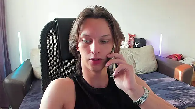 Ostin meow online show from June 15, 1:03 pm
