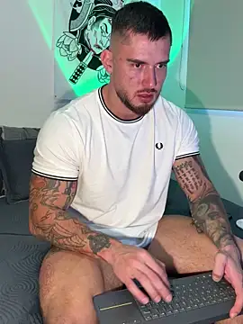 DimitriSullivan  online show from May 9, 5:36 pm