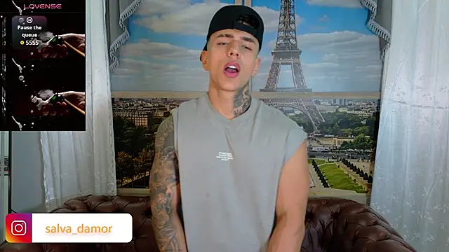 Flynn Riider online show from May 14, 7:01 pm