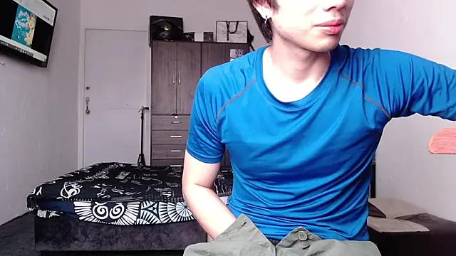 pervertsteens3 online show from June 13, 6:17 pm