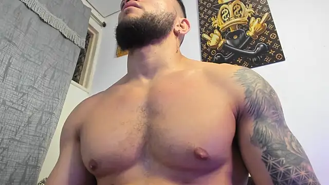vincent carusso94 online show from May 11, 5:20 am