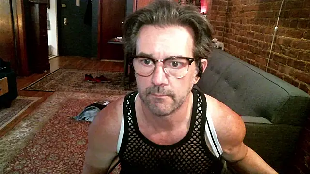 Johnny Bottoms online show from May 23, 3:28 pm