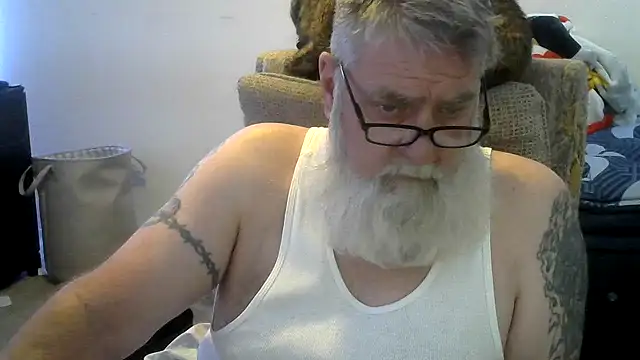 viejo oso online show from August 1, 6:18 pm