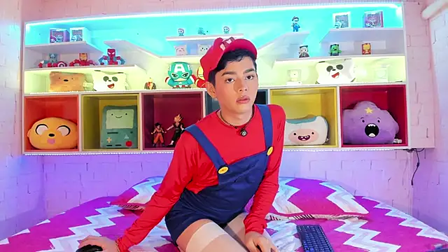 Maxi little online show from June 24, 8:22 pm