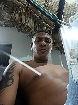 luchitorey95 online show from February 17, 4:20 am