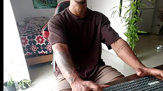 Adam Valenciia online show from June 9, 3:47 pm