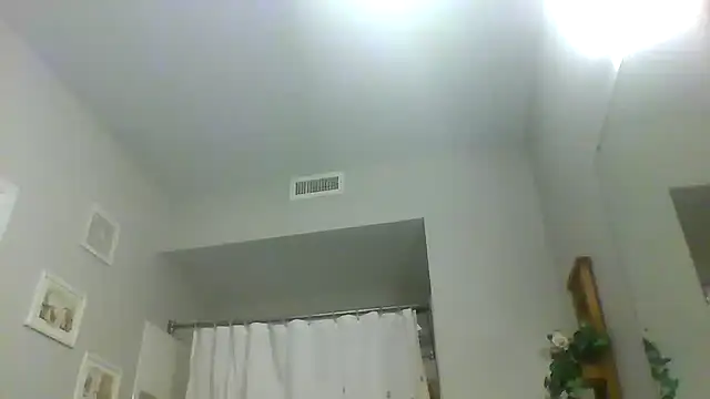 justthetip4209 online show from July 1, 4:08 pm