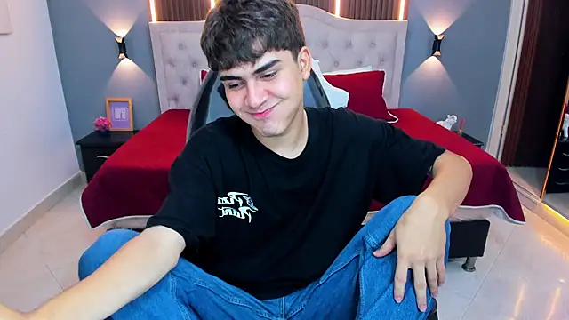 Tommy18   online show from May 15, 4:09 am