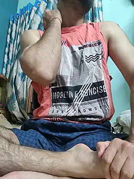 TOPMOON001 online show from May 15, 7:11 pm