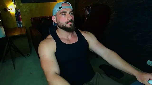 AdamJamesonn online show from May 4, 5:09 am