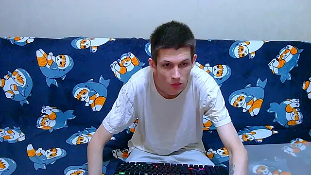 Lester Broo online show from May 19, 9:32 pm